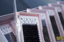 Load image into Gallery viewer, Single length Lash trays
